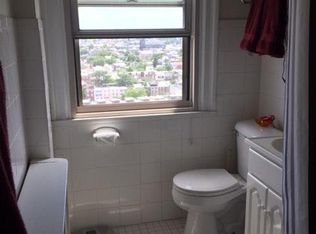 326 S 19th St APT 12B, Philadelphia, PA 19103