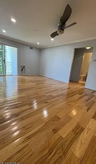 81 Crestview Ln — Photo 2