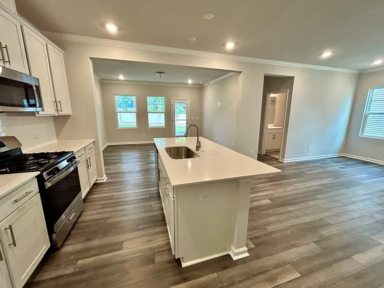 2209 Cape May Ln — Photo 7