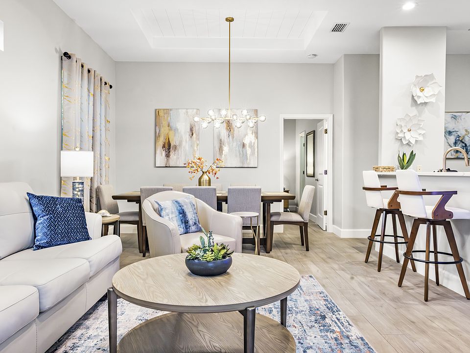 1st image of 2047 Roselawn St #2047