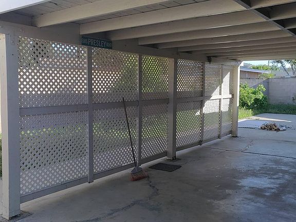 4th image of 2148 Camarina Dr