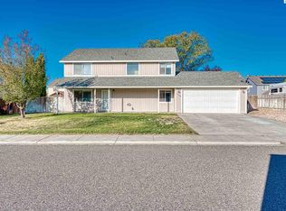 5740 Oleander Dr, West Richland, WA