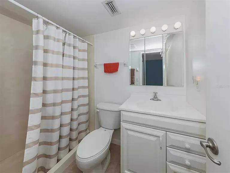 1585 Tarpon Center Dr #34 — Photo 11