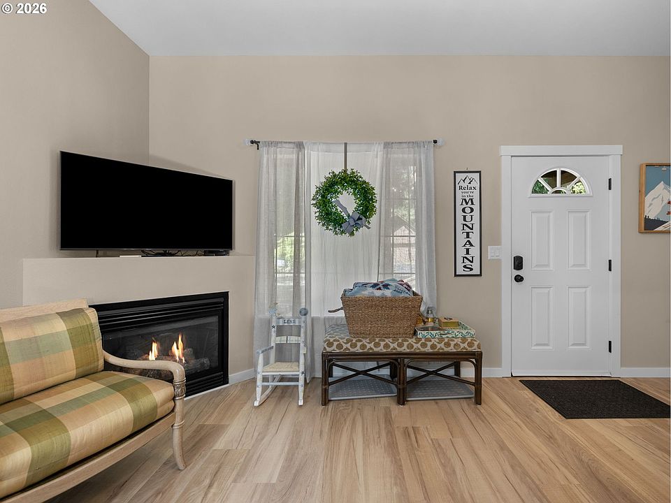 19th image of 65121 E Lupine Dr