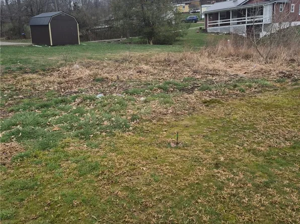 3542 Morgantown Rd, Smithfield, PA 15478