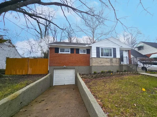 1055 Hempstead Dr, Cincinnati, OH 45231