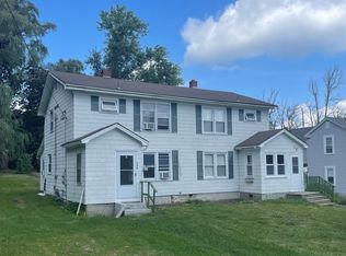 29 High St #B, Lenox, MA 01240