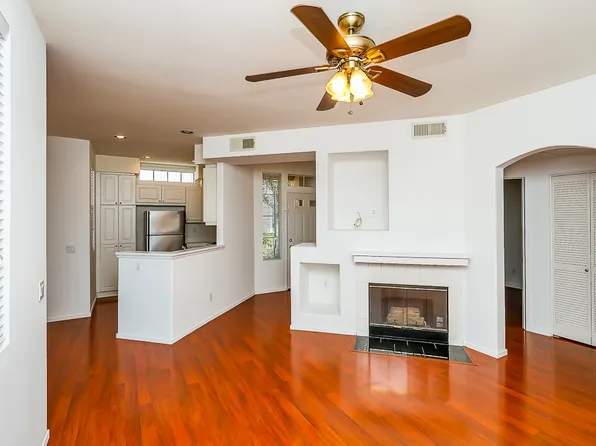 10740 Sabre Hill Dr Unit 115, San Diego, CA 92128