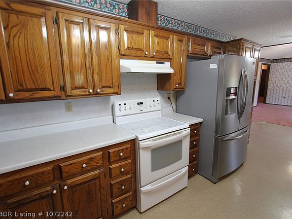 5th image of 1506 Lovers Ln