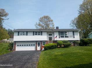 90 Michael Dr, Pittsfield, MA 01201