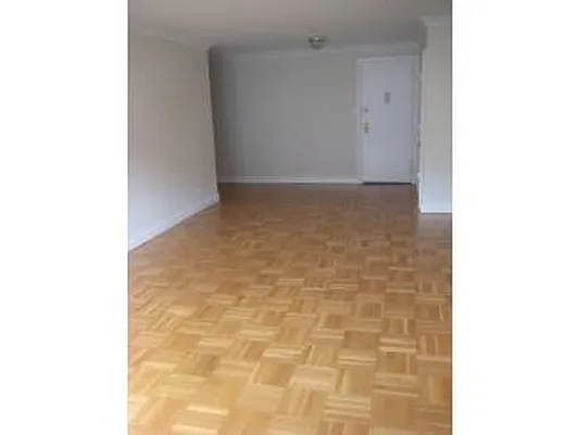 Rented by Nu Place Realty | media 8