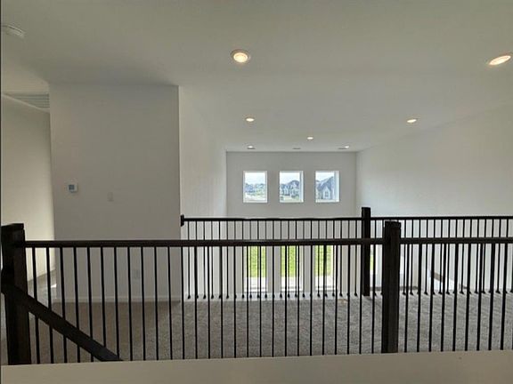 3rd image of 2902 Palm Branch Dr