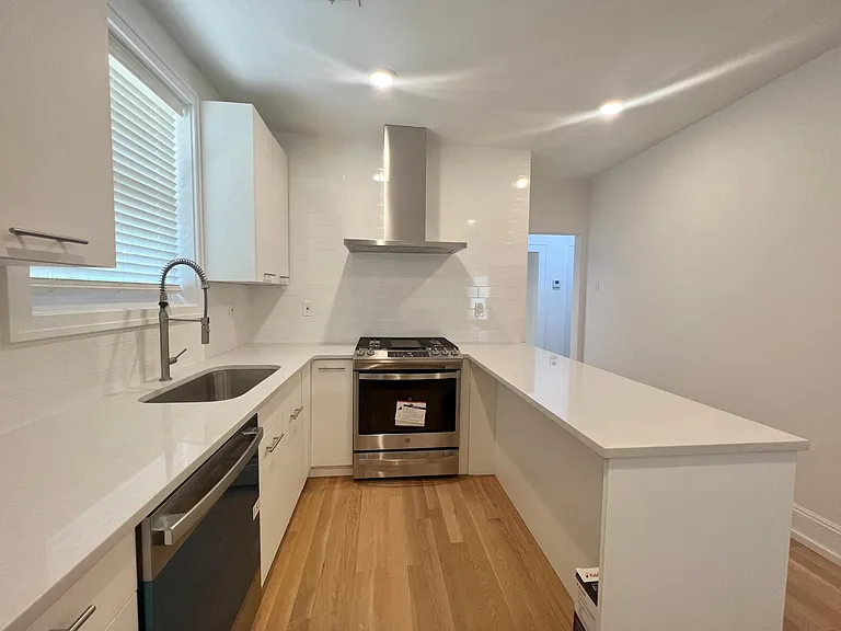 1615 John F Kennedy Blvd #2 — Photo 8