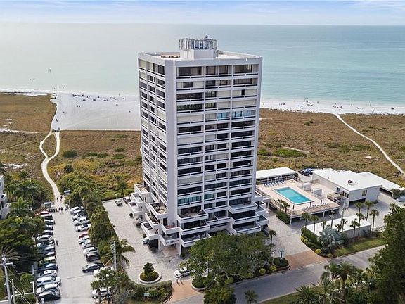 3rd image of 5400 Ocean Blvd APT 13