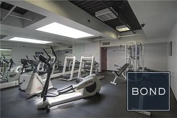 Rented by Bond New York | media 17