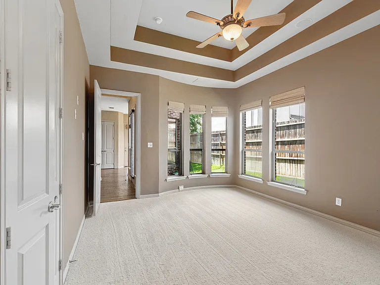 7005 Kenswick Dr — Photo 12