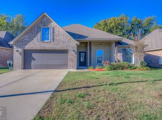 1104 Eli Connor Dr, Bossier City, LA 71112