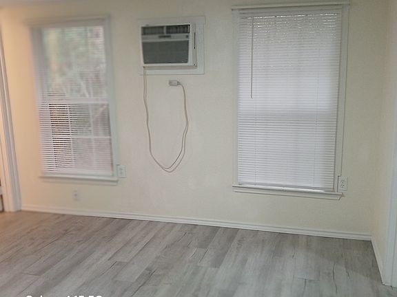 4th image of 4453 Old Beaumont Hwy #2