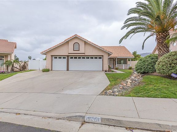 2nd image of 15204 Golden Sands St