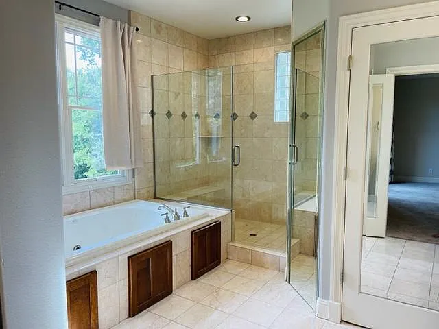 734 Chimalus Dr — Photo 21