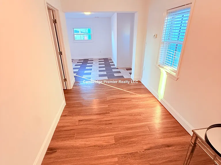 37 Cleveland St #2 — Photo 15