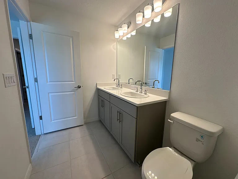 2408 Paravane Way — Photo 21