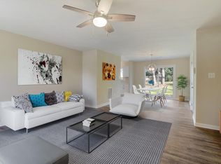 6528 Lake Forest Rd, Charlotte, NC 28227