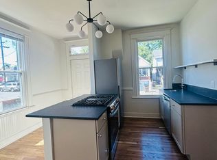 1923 Greenup St APT 3, Covington, KY 41011