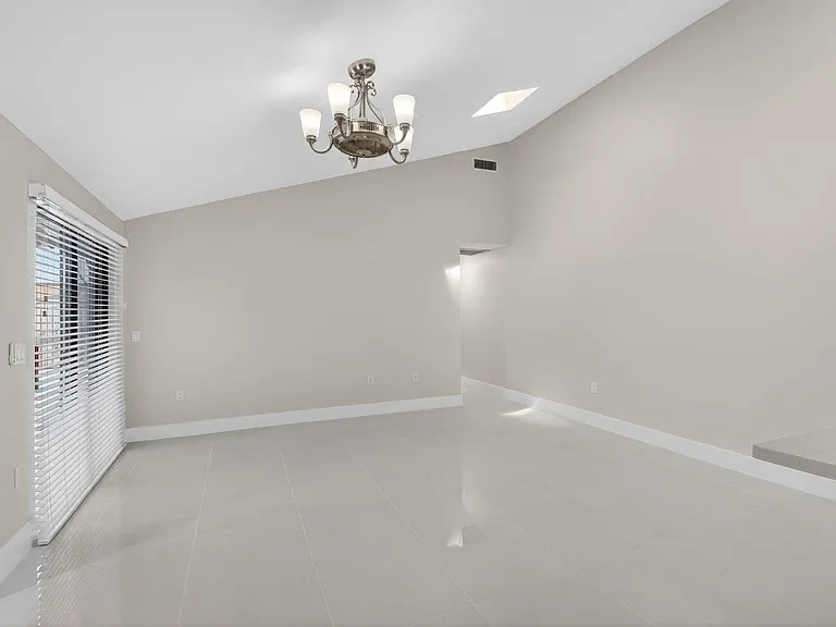 9939 Boca Gardens Trl — Photo 6