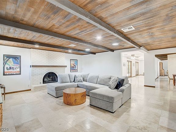2nd image of 408 Lacy Ln