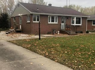 432 E Church St, Mishicot, WI 54228