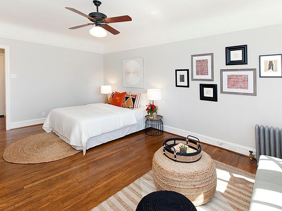 5th image of 1905 Laguna St APT 205