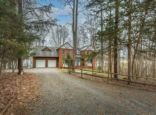 106 Freeboard Dr, Moneta, VA 24121