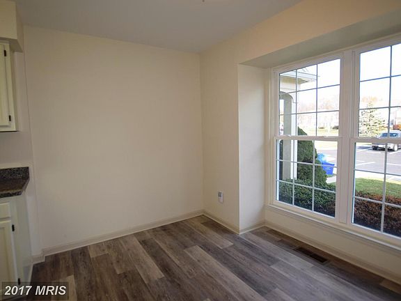 4th image of 3410 Queensborough Dr
