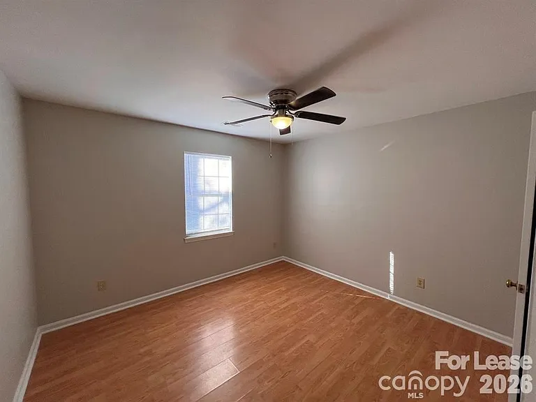 9608 Kayce Ln — Photo 16