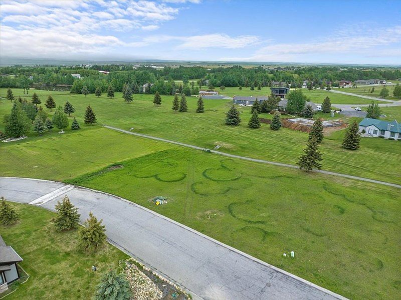 1st image of 35 Grizzly Dr