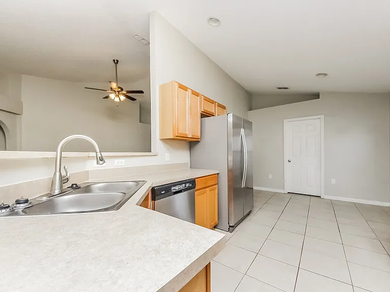 2923 Elbib Dr — Photo 6