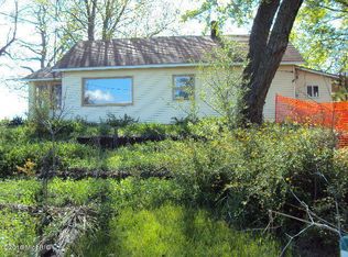 21080 Starbrick St, Edwardsburg, MI 49112