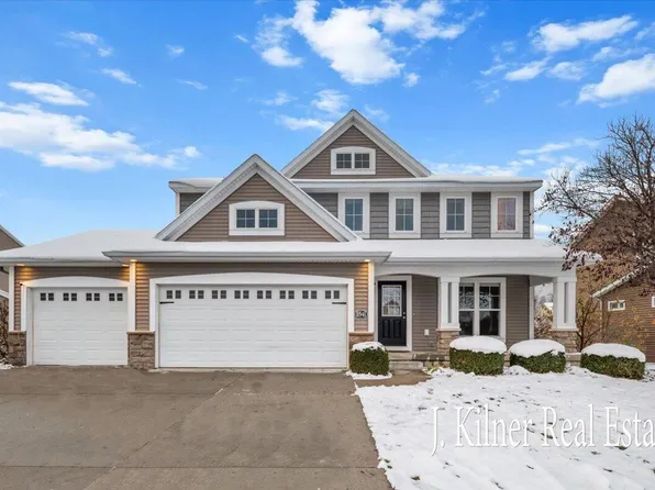 8541 Twin Lakes Dr, Jenison, MI 49428