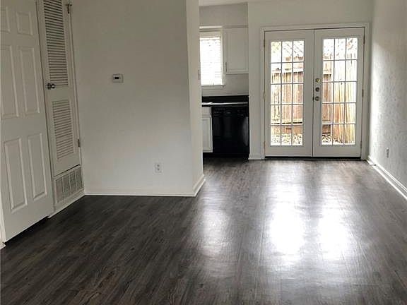 2nd image of 2005 Glen Allen St APT 109