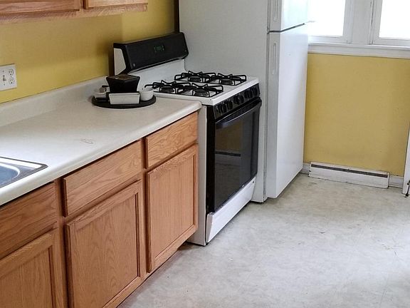 5th image of 246 Maplelawn St SE