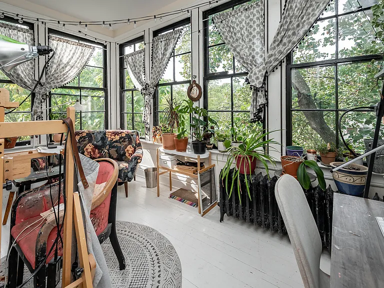 25 Hampton Ct #7 — Photo 32
