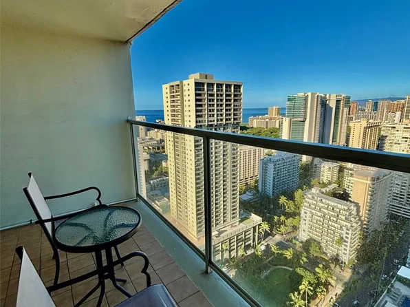 445 Seaside Ave APT 3916, Honolulu, HI 96815