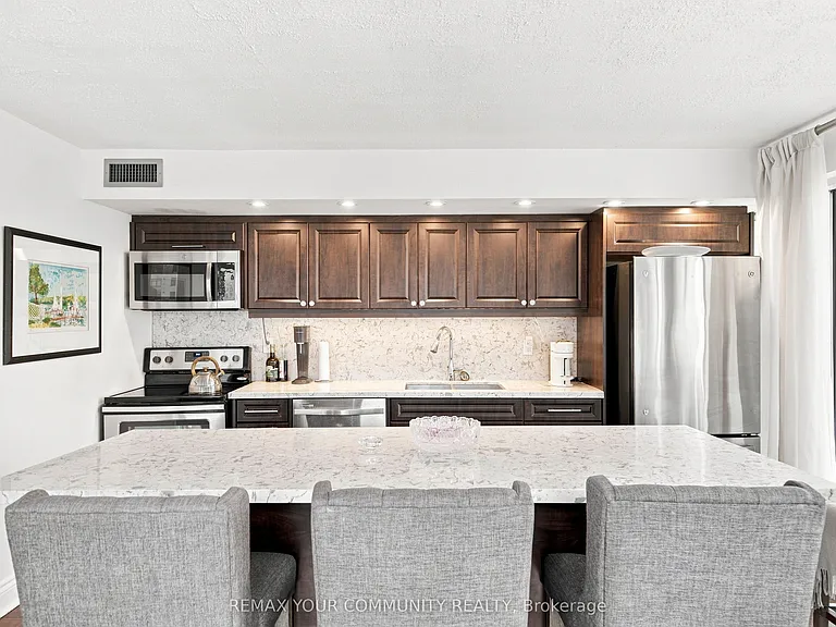 251 Queens Quay W #705 — Photo 24