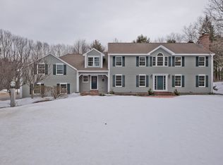 28 Rock Crest Dr, Cape Elizabeth, ME 04107