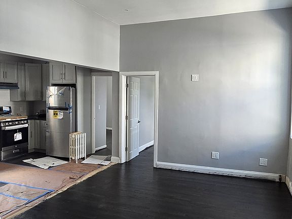 5th image of 9202 97th Ave APT 1R