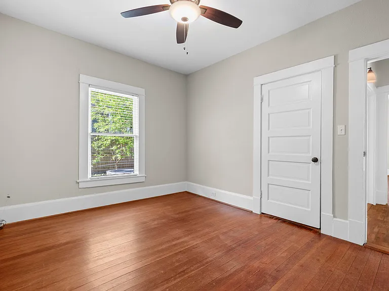 1715 College Ave — Photo 13