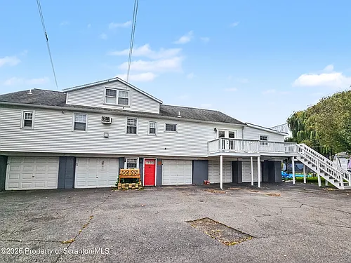 1125 Reynolds Ave #B Photo 1