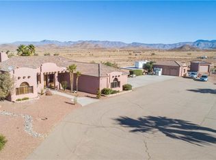 7467 E Painted Rock Cv, Kingman, AZ 86401
