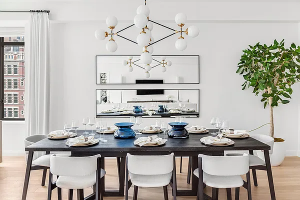 Sold by Nest Seekers International | media 14